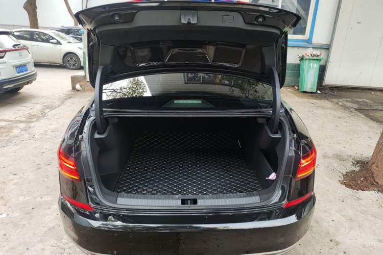 Used Volkswagen Passat 2023 330TSI Starry Elite Edition
