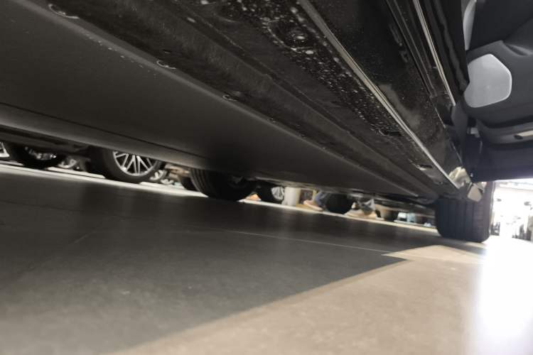 Used  YU7 2025 Ultra-Long Range All-Wheel Drive Pro Version