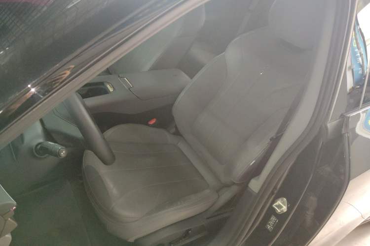 Used Lynk & Co 07 2024 EM-P 126 Long-Range Halo
