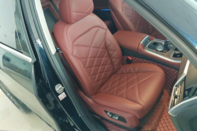 Used BMW X5 2022 Restyled xDrive 30Li Luxury Version M Sport Package