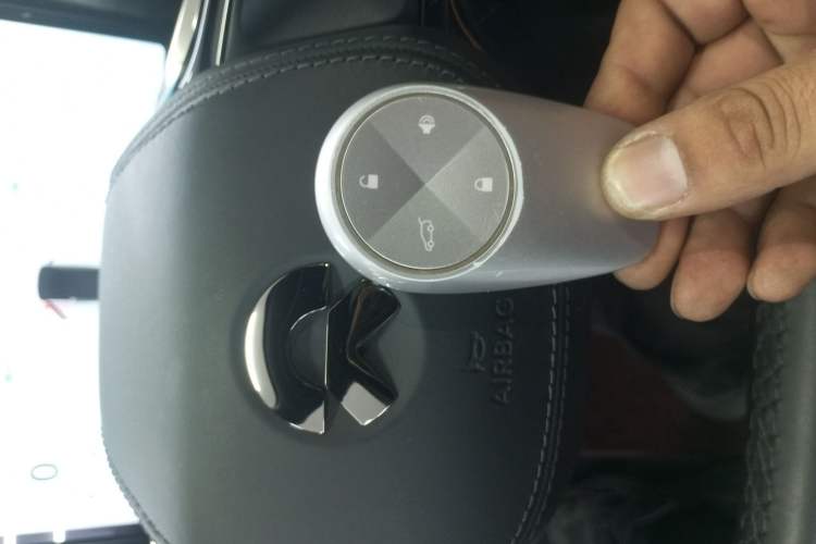 Used Nio ES8 2020 415 km Range 6-Seater Version
