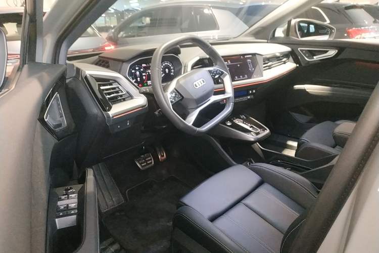 Used Audi Q4 e-tron 2024 40 e-tron Adventure Edition
