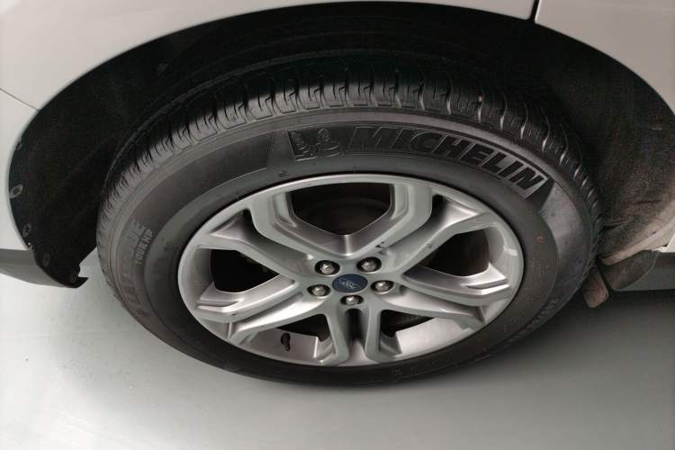 Used Ford Edge 2018 EcoBoost 245 Two-Wheel-Drive Titanium 7-Seater China V Standard