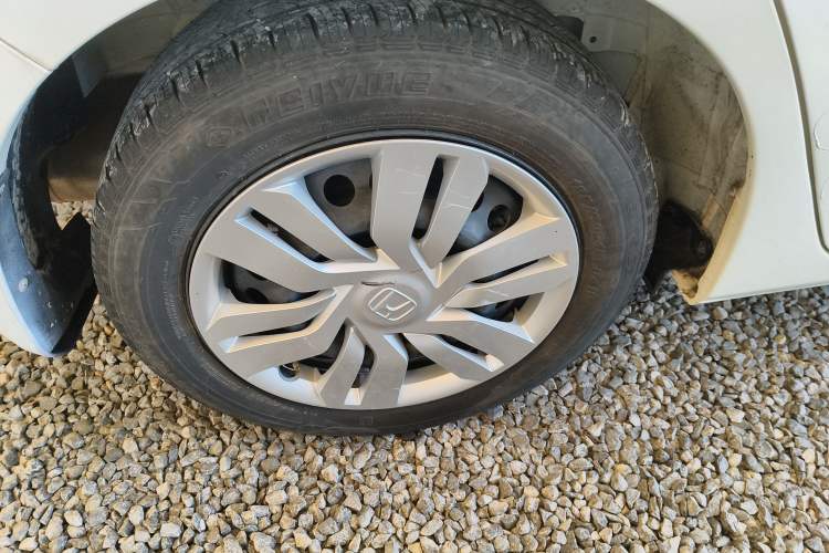 Used Honda Fit 2016 1.5L LXS CVT Comfort Sunroof Version
