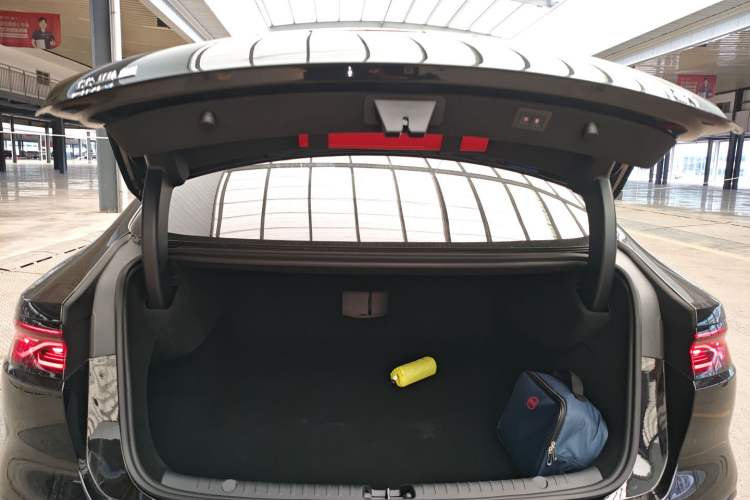 Used BYD Han 2025 DM-i Intelligent Driving Edition 125KM LiDAR Flagship Model
