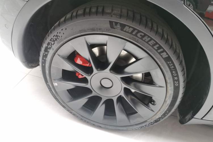 Used Tesla Model Y 2022 Rear-Wheel-Drive Version