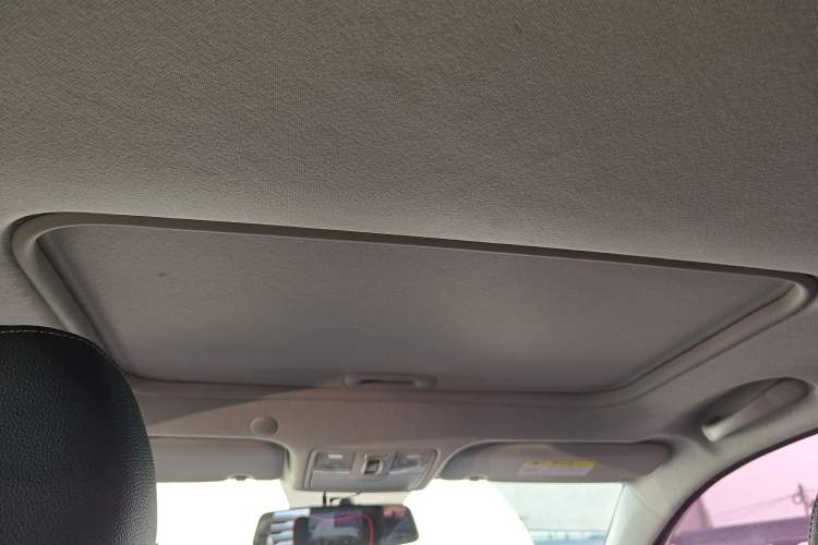 Used Kia kx1 Stonic 2021 1.4L Automatic Fun & Sport Edition
