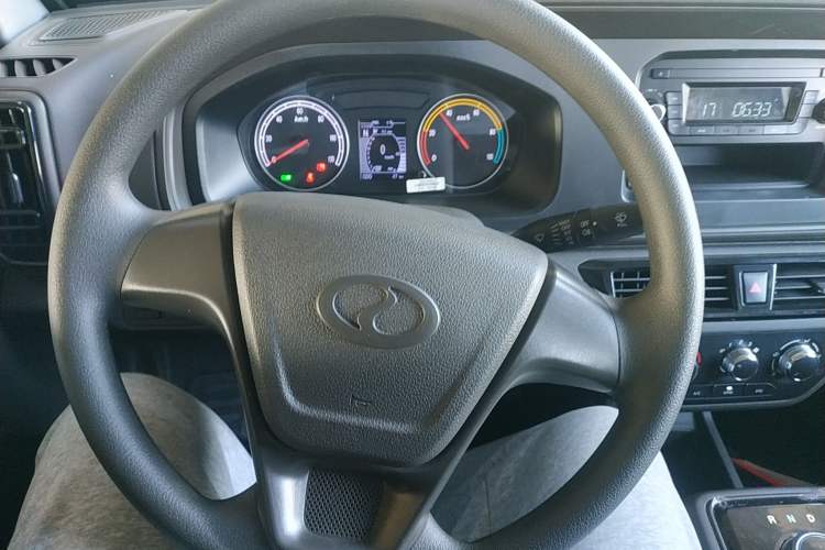 Used Ruichi EC71 2024 EC71L Cargo Pioneer I Model 41.85 kWh
