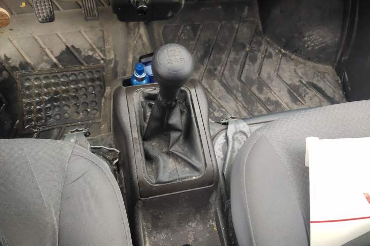 Used Wuling Rongguang 2021 1.5L Extended Standard Version with Air Conditioning – L3C