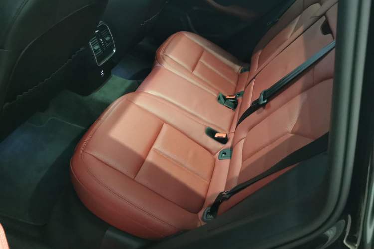 Used Porsche Macan 2023 Macan 2.0T
