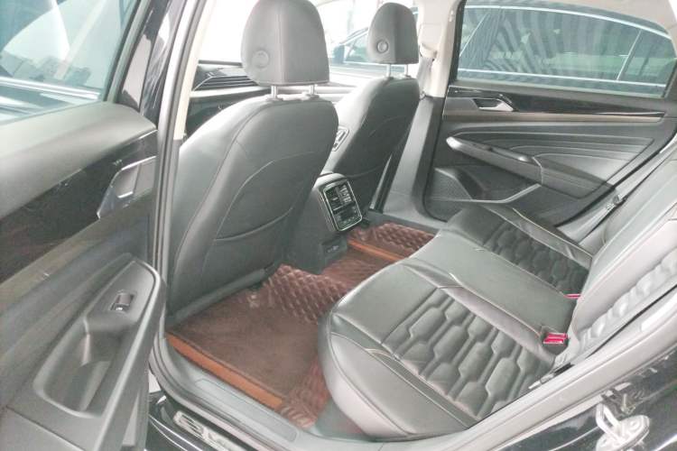 Used Volkswagen Passat 2020 330TSI Elite Edition China VI