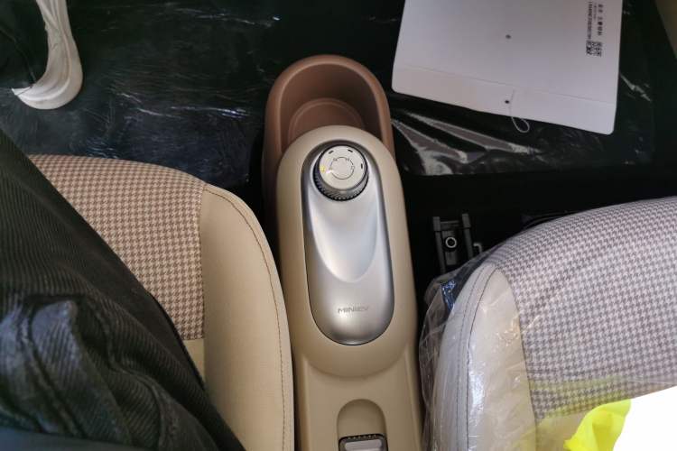 Used Wuling Hongguang MINIEV 2025 Four-Door Version Zhenxiang+ Edition
