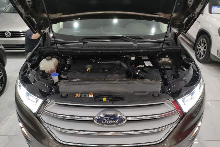 Used Ford Edge 2016 EcoBoost 245 Four-Wheel Drive Titanium 7-Seater
