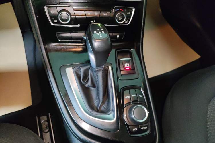 Used BMW 2 Series Gran Tourer 2015 218i Leading Model
