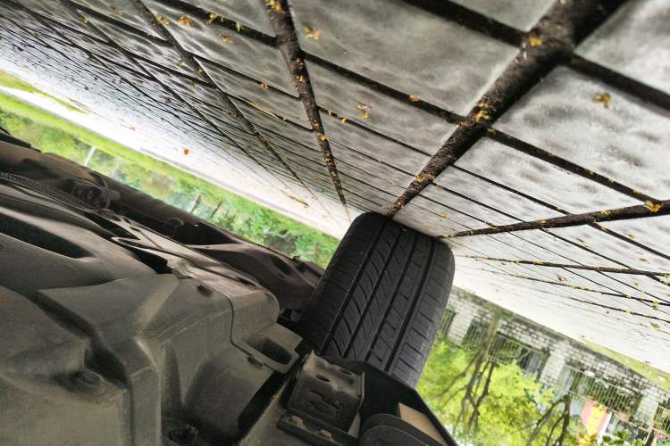 Used Haval H8 2015 2.0T two-wheel drive Comfort trim level
