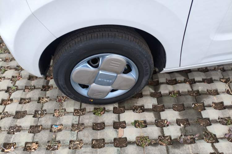 Used Geely Galaxy Panda 2024 Panda Mini 200km Endurance Bear