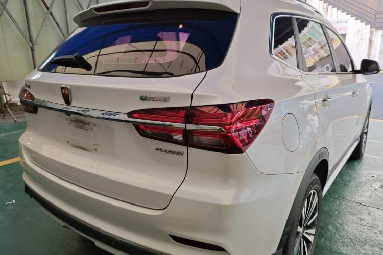 Used Roewe RX5 New Energy 2017 eRX5 50T Hybrid Connected Prestige Flagship Edition
