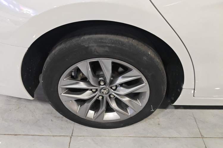 Used Toyota Avalon 2019 2.0L Ambition Edition China VI
