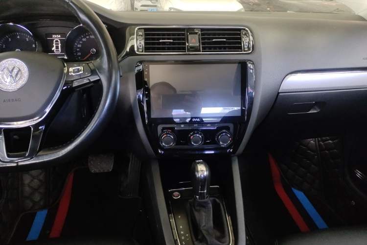 Used Volkswagen Sagitar 2018 280TSI DSG Ignite Edition
