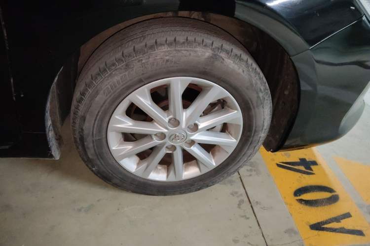 Used Toyota Camry 2016 2.0G 10th Anniversary Leading Edition