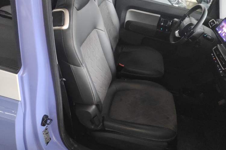 Used Baojun KiWi EV 2023 DJI Edition Lithium Iron Phosphate
