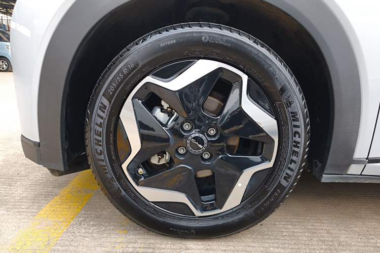 Used BYD Dolphin 2021 405 km Fashion Edition
