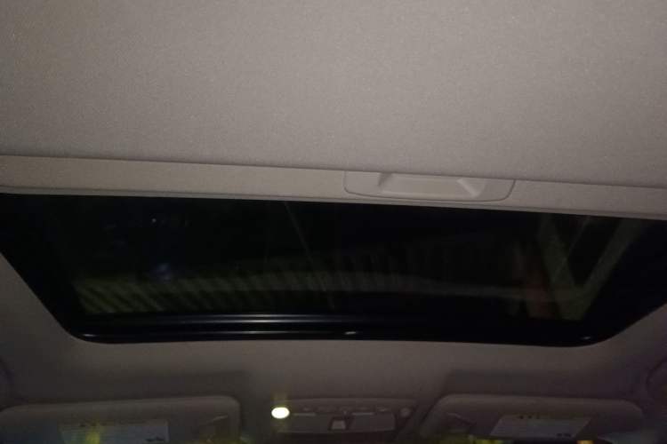 Used Infiniti Q50L 2018 2.0T Enjoyment Edition China V standard
