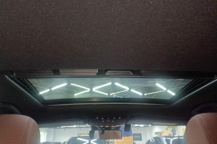 Used Mercedes-Benz E-Class 2017 Facelift E 200 Sport 4MATIC
