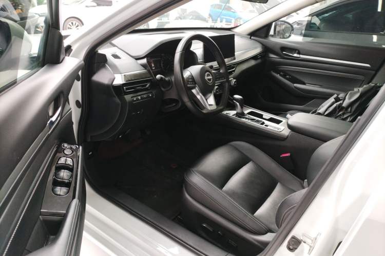 Used Nissan Teana 2022 2.0L XL-TLS Enjoyment Edition
