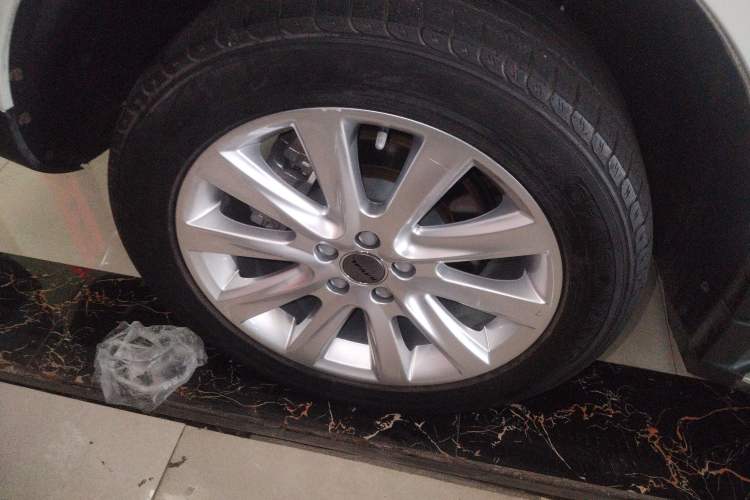 Used Haval H8 2015 2.0T Two-Wheel-Drive Elite Version