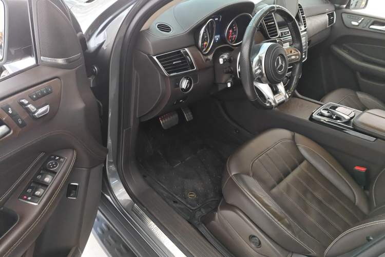 Used Mercedes-Benz GLE-Class 2017 GLE 400 4MATIC Middle East version