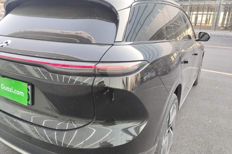 Used Nio ES6 2023 75 kWh
