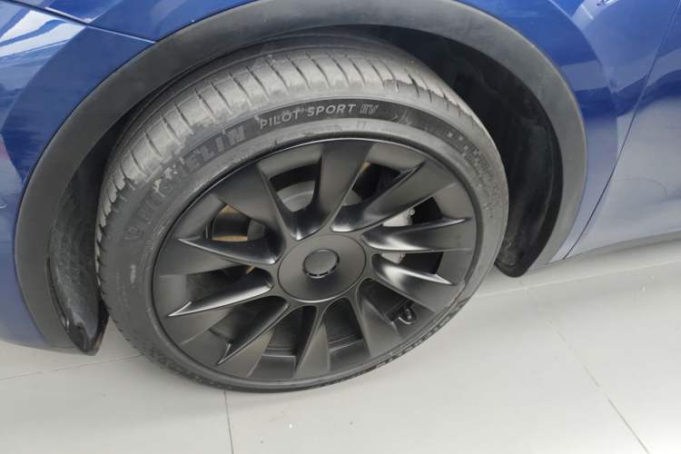 Used Tesla Model Y 2022 Rear-Wheel-Drive Version
