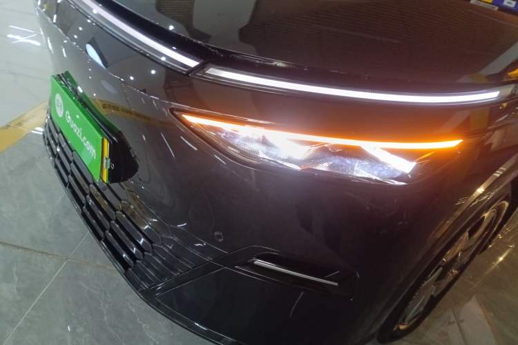 Used XPeng X9 2025 650 Long-Range Max