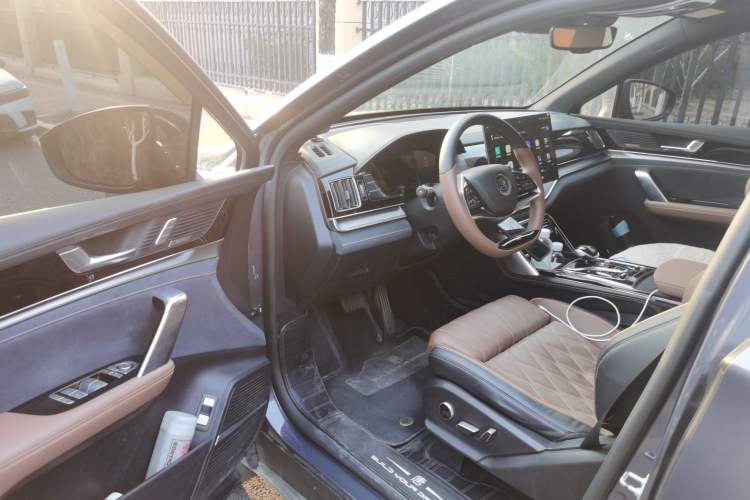 Used BYD Tang New Energy 2021 DM 2.0T Four-Wheel Drive High-Performance Flagship Model