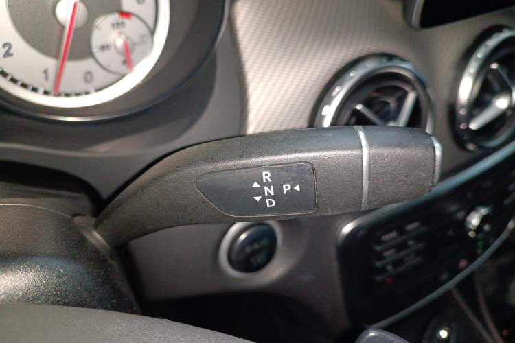 Used Mercedes-Benz GLA 2016 GLA 200 Fashion Model