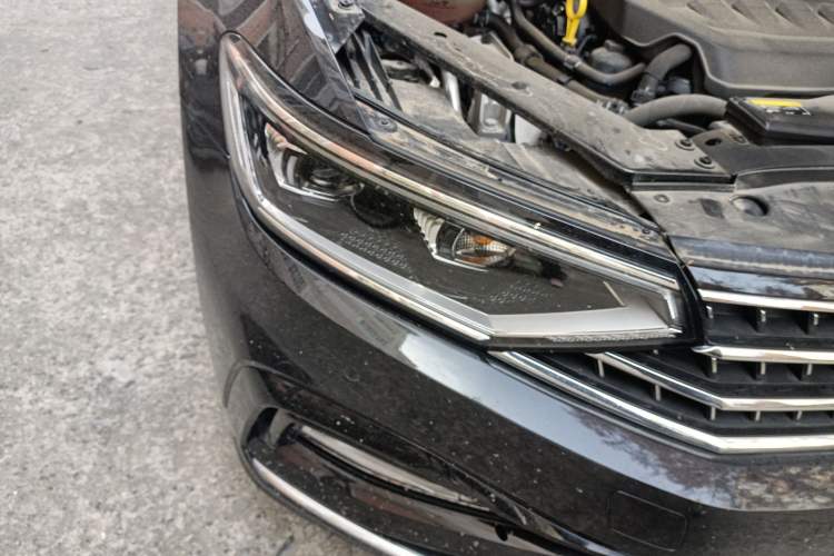 Used Volkswagen Magotan 2023 2 Million Units Commemorative Edition 330TSI DSG Luxury Version
