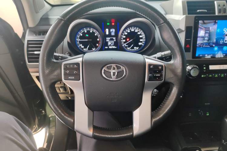 Used Toyota Prado 2014 4.0L Automatic TX-L NAVI

