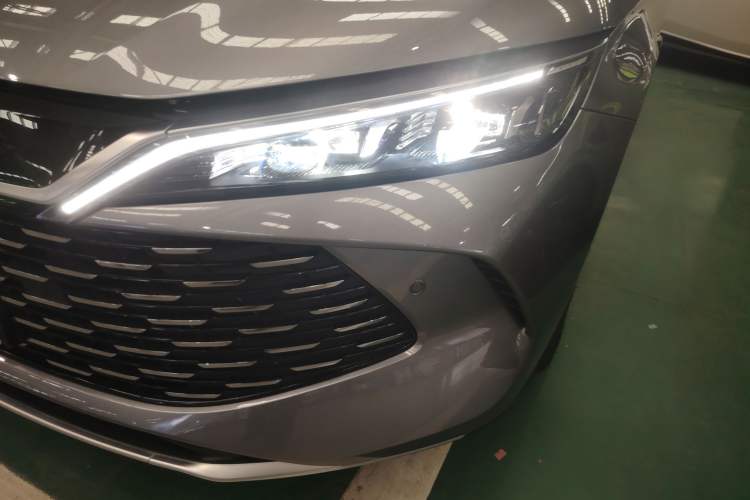 Used BYD Qin L 2025 DM-i Smart Drive 120KM Superior Model