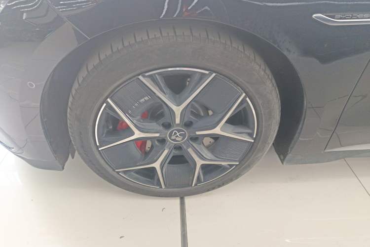 TDK.VehicleDetails.img