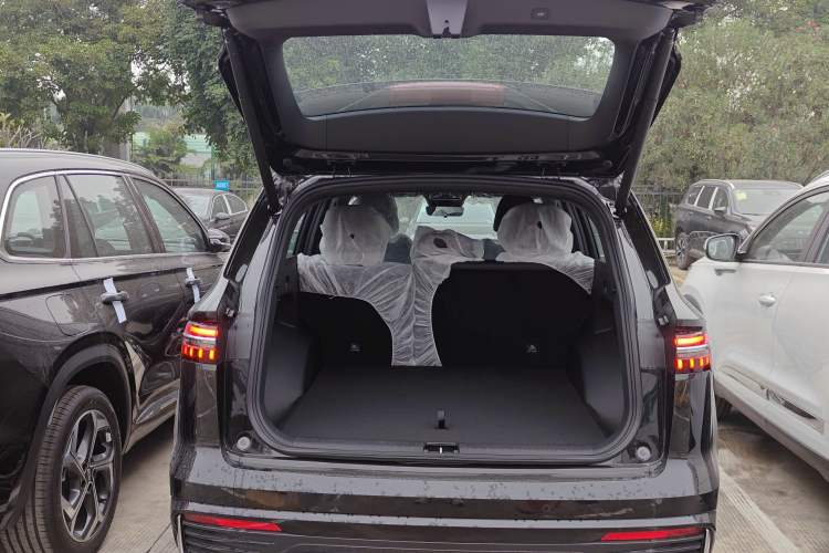 Used Geely Auto Monjaro L 2024 2.0TD DCT EVO Two-Wheel Drive Long-Range Version
