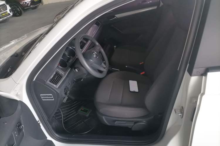 Used Volkswagen Bora 2016 1.6L Automatic Fashion Model