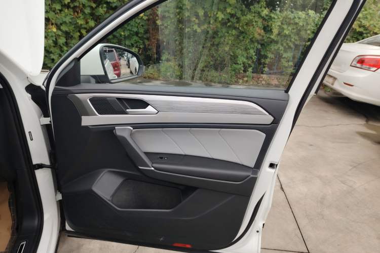 Used Volkswagen Tayron 2023 Revised Version 380TSI All-Wheel Drive R-Line High-Energy Edition
