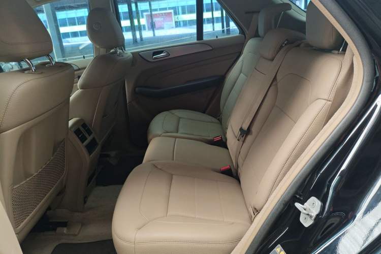 Used Mercedes-Benz M-Class 2014 ML 320 4MATIC