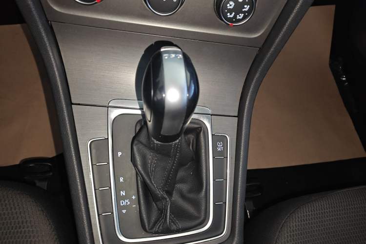 Used Volkswagen Golf 2014 1.4TSI Automatic Comfort Model
