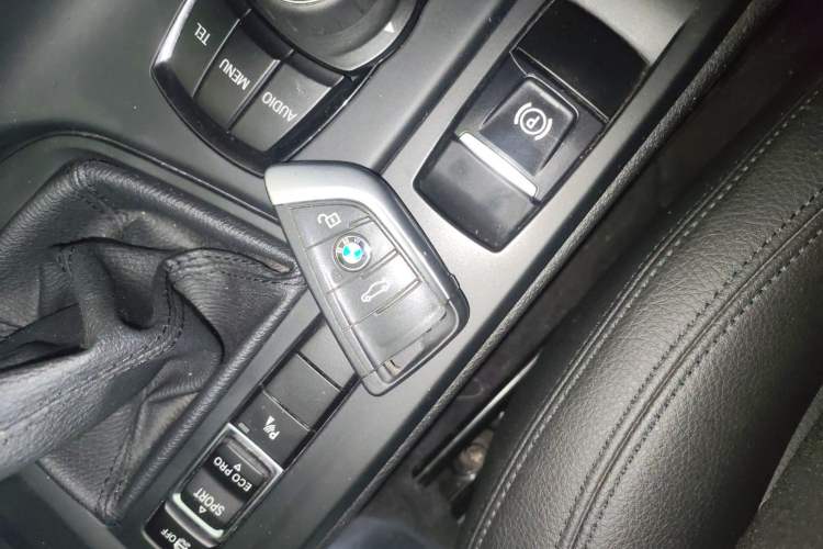 Used BMW X1 2016 sDrive18Li Premium Edition
