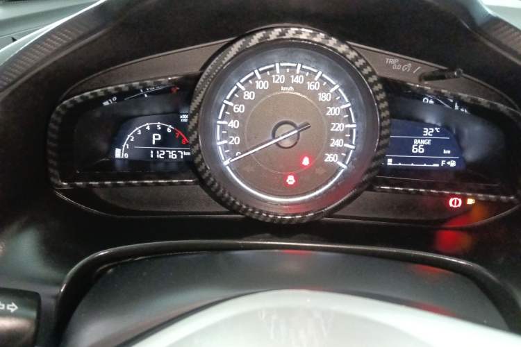 Used Mazda Mazda 3 Axela 2017 Sedan 1.5L Automatic Comfort Model Emission Standard China V
