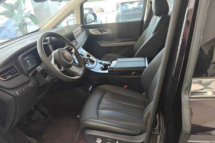 Used Hongqi HQ9 PHEV 2024 2.0T Four-Wheel Drive Business Edition
