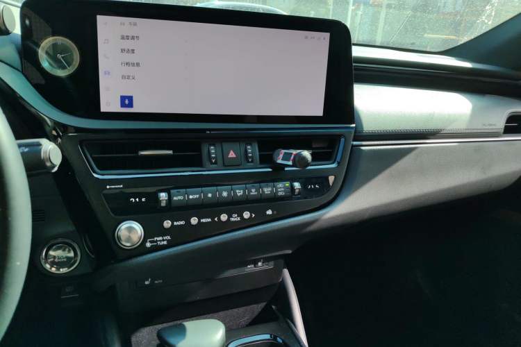 Used Lexus ES 2023 200 Excellence Edition