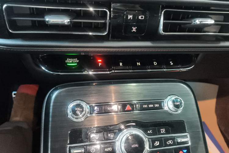 Used Lincoln Nautilus 2021 2.0T Four-Wheel Drive Luxury Edition
